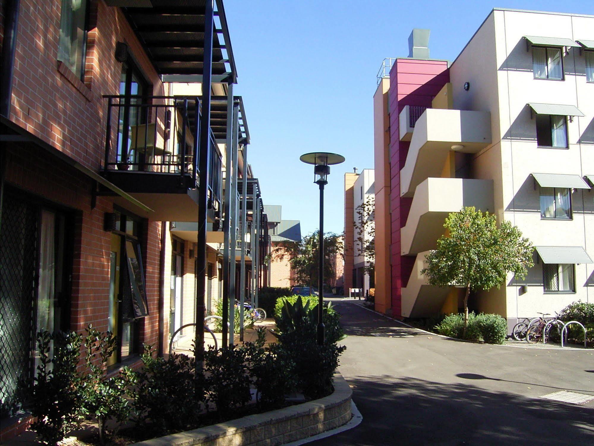 Sydney University Village Buitenkant foto